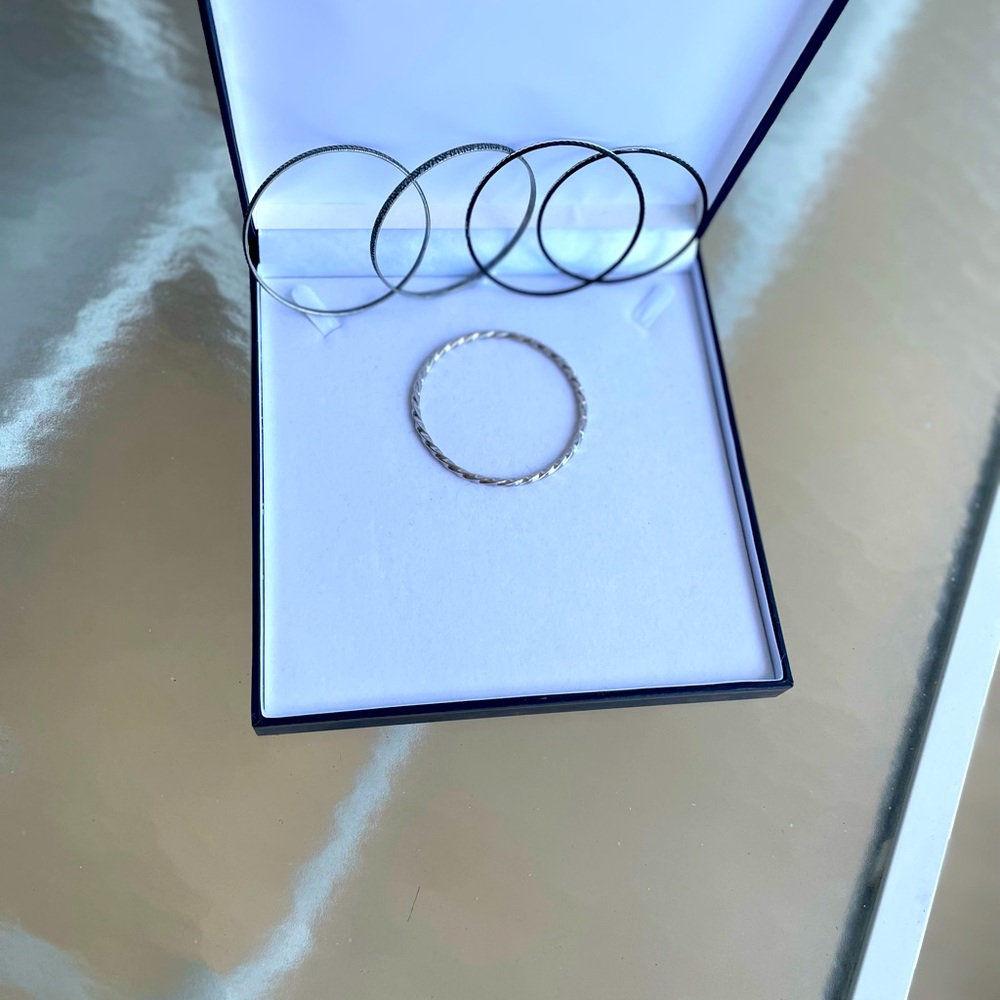 Silver bracelets - Picture 4 of 4